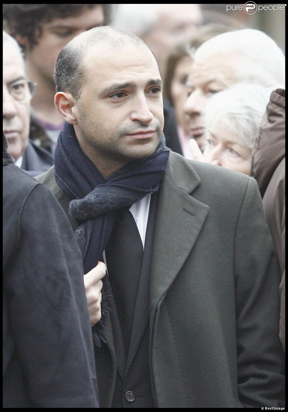  Thomas Fabius aux obsèques de Georges Cravenne à Paris le 14 janvier 2009.  
