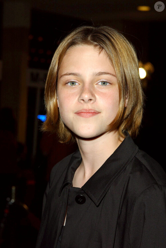 Kristen Stewart adolescente à Century City le 19 mars 2002.