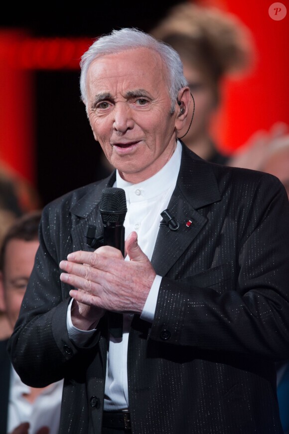 Exclusif - Charles Aznavour à l'enregistrement de Hier Encore, presentée par Virginie Guilhaume, à l'Olympia à Paris. Le 9 janvier 2014.