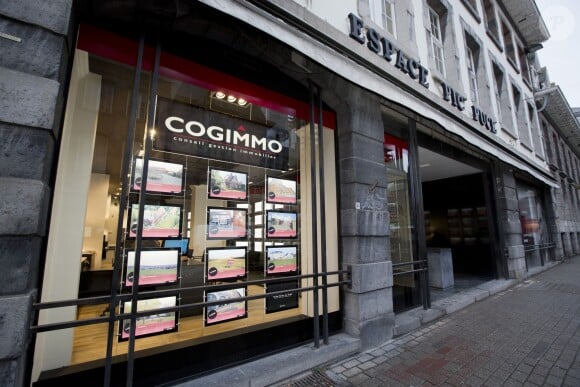 Exclusif - Gérard Depardieu investit a Tournai en Belgique le 28 janvier 2014. Dans la partie gauche de ce bâtiment viennent d'ouvrir les nouveaux bureaux de l'agence immobilière Coggimo dont il est aussi le propriétaire.