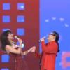 Sophie Marceau et Liu Huan chantent La Vie en Rose au Nouvel An Chinois, le 30 janvier 2014.
