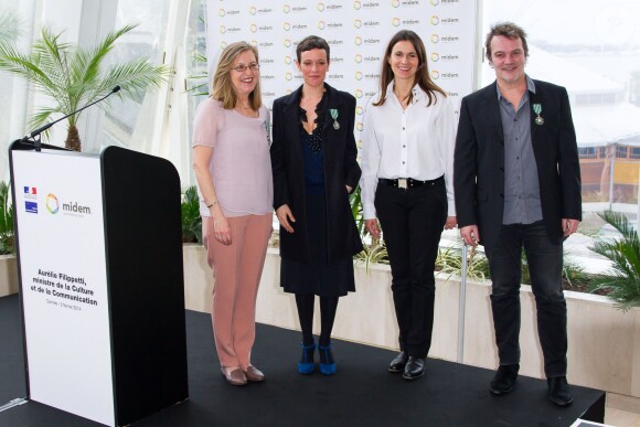 Cérémonie de remise des insignes de Chevalier de l'ordre des Arts et des Lettres à Axel Bauer, Emily Loizeau et Alison Wenham a l'occasion du Midem à Cannes, le 2 février 2014
