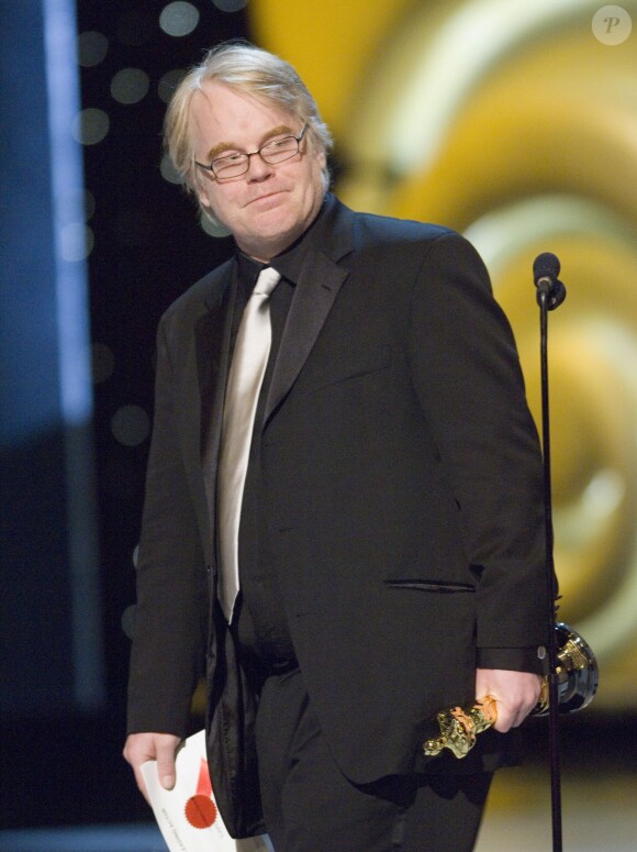 Philip Seymour Hoffman avec son Oscar en 2006.
