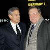 George Clooney et John Goodman à la première du film The Monuments Men au Ziegfeld Theatre, New York, le 4 février 2014.