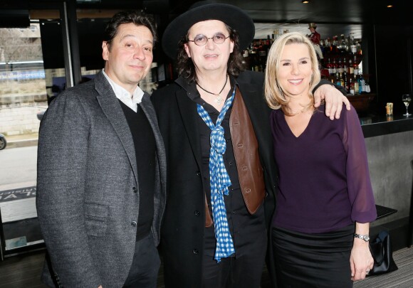 Laurent Gerra, Marc Veyrat et Laurence Ferrari lors du lancement des "food truck" du chef à Paris le 4 février 2014.