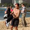 Exclusif - Pete Wentz à la plage avec son fils Bronx (5 ans) à Hawaii, le 26 janvier 2014.