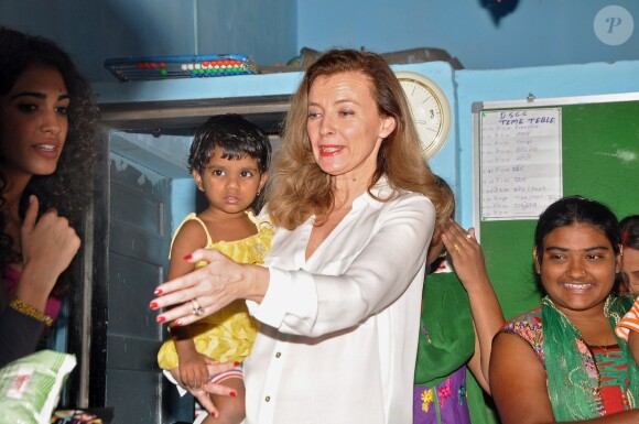 Valerie Trierweiler en voyage humanitaire en Inde avec Action conftre la Faim, janvier 2014.