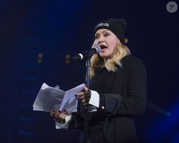 Madonna au concert organisé par Amnesty International avec les Pussy Riot au Barclays Center de Brooklyn à New York, le 5 février 2014.
