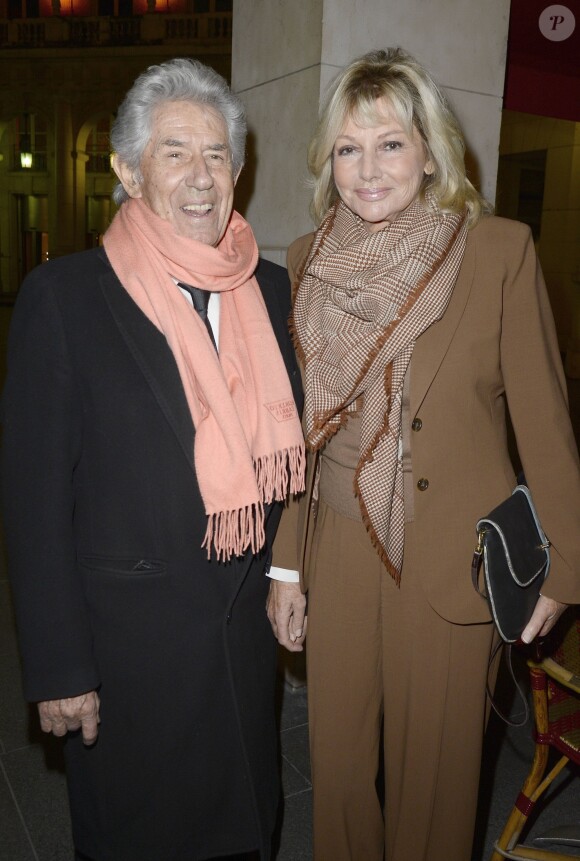 Philippe Gildas et sa femme Maryse Gildas à la générale de la pièce "La porte à côté" au Théâtre Édouard VII à Paris, le 10 fevrier 2014.