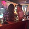 Liam Hemsworth et Nina Dobrev, à Atlanta, le 7 février 2014.
