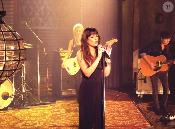 Lea Michele en enregistrement d'un concert, le 13 février 2014.
