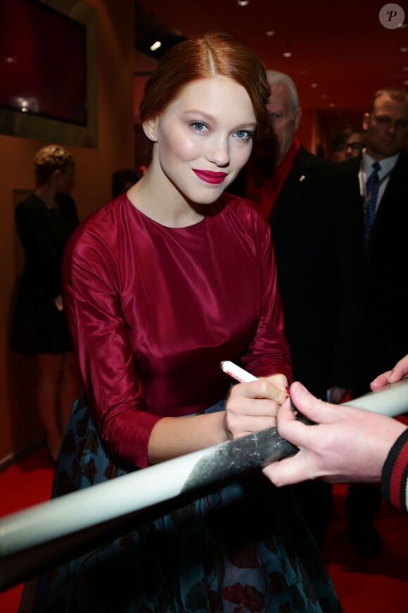 Léa Seydoux en Prada à la première du film La Belle et la Bête lors du 64e Festival International du Film de Berlin, le 14 février 2014.