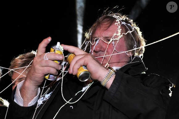 Gérard Depardieu déchaîné à la soirée d'ouverture du 130ème Carnaval de Nice, le 14 février 2014, place Masséna.