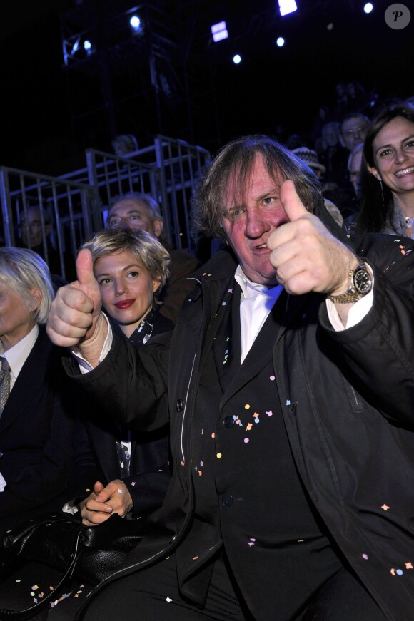 Gérard Depardieu déchaîné à la soirée d'ouverture du 130ème Carnaval de Nice, le 14 février 2014, place Masséna.