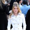 Melanie Laurent arrive au défilé Burberry Prorsum automne/hiver 2014 à Londres le 17 février 2014