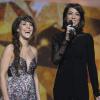 Zaz et Virginie Guilhaume rient (jaune) lors des 29e Victoires de la Musique le 14 février 2014