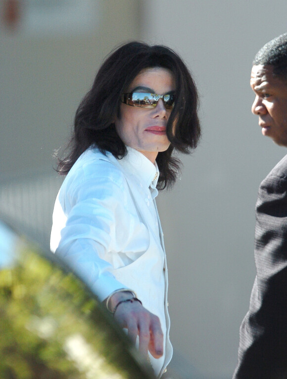 Michael Jackson lors de son procès à Santa Maria, le 31 janvier 2005.