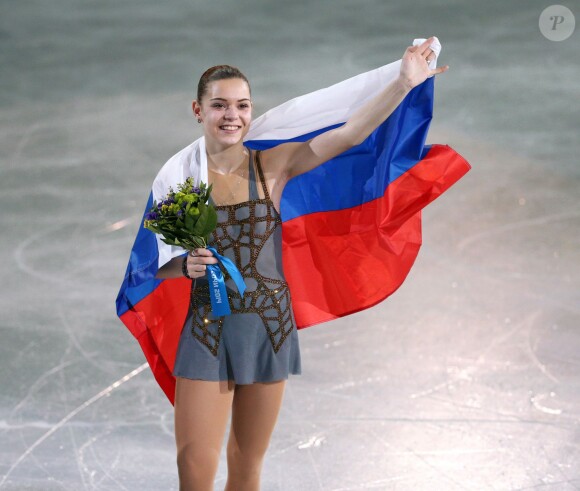 Adelina Sotnikova est devenue la première championne olympique de patinage artistique lors des Jeux olympiques de Sotchi le 20 février 2014 à l'Iceberg Skating Palace de Sotchi