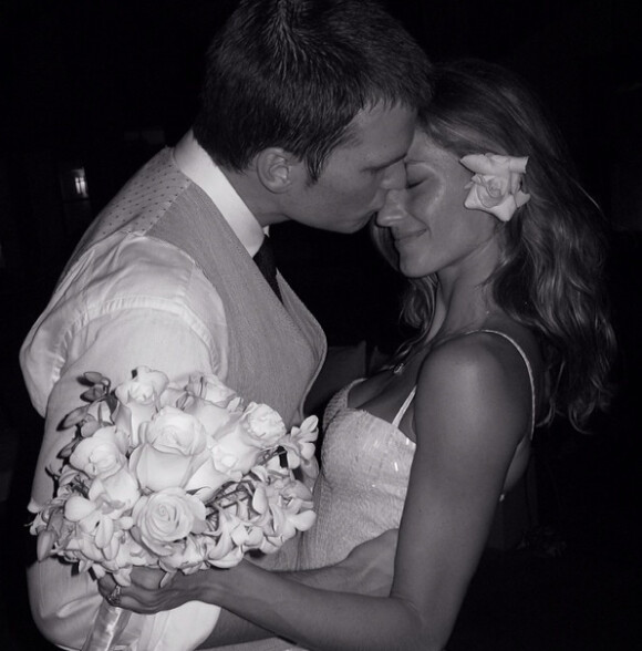Gisele Bündchen et son mari Tom Brady lors de leur mariage en 2009
