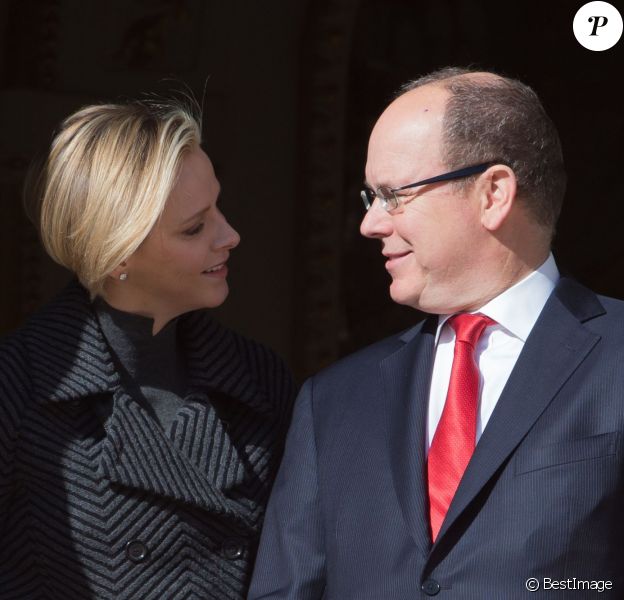 La princesse Charlene et le prince Albert II de Monaco le 27 janvier 2014 lors des célébrations de Sainte Dévote.
