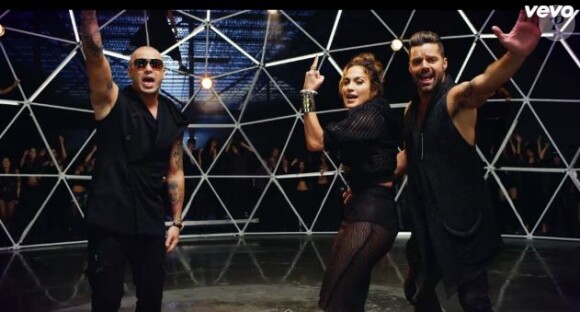 Le chanteur Wisin partage le titre Adrenalina avec Ricky Martin et Jennifer Lopez.