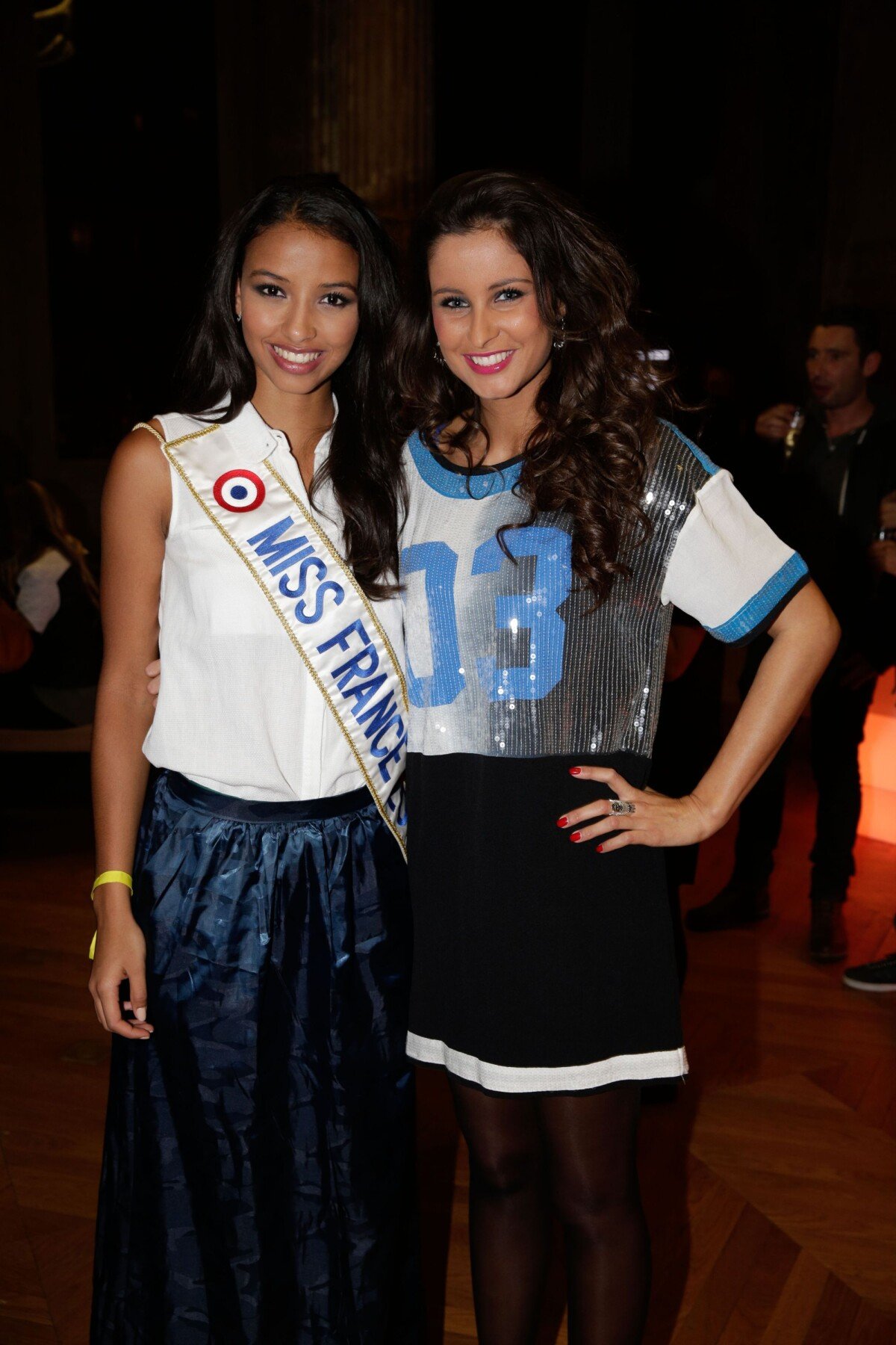 Vidéo Flora Coquerel Miss France 2014 Et Malika Ménard 11e Anniversaire De La Marque