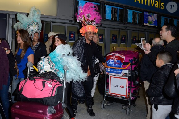 Paga, Stephanie, Julien et Jessica de retour à Paris après le tournage de l'émission 'Les Marseillais a Rio' pour W9, le 6 mars 2014, à l'aéroport Roissy Charles de Gaulle.