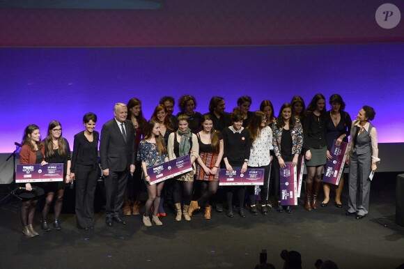 Najat Vallaud-Belkacem et Jean-Marc Ayrault, les membres du jury et les lauréats au 1er Prix Egalité 2014 à La Gaîté lyrique à Paris