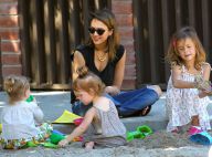 Jessica Alba : Avec son amoureux et ses filles, journée détente au parc