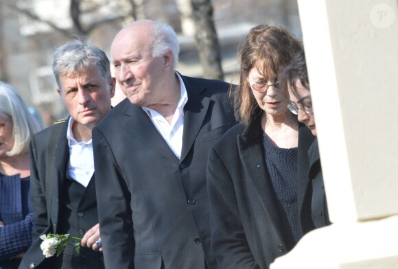 Jane Birkin, Michel Piccoli - Obsèques d'Alain Resnais au cimetière du Montparnasse à Paris le 10 mars 2014.  Funeral of Alain Resnais at Montparnasse Cemetery on 10/03/2014.10/03/2014 - Paris