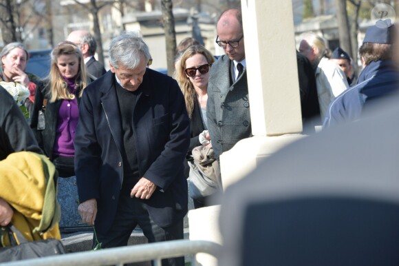 Contantin Costa-Gavras - Obsèques d'Alain Resnais au cimetière du Montparnasse à Paris le 10 mars 2014.  Funeral of Alain Resnais at Montparnasse Cemetery on 10/03/2014.10/03/2014 - Paris