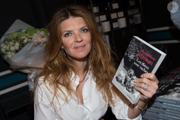 Gwendoline Hamon à la dédicace du livre de Gwendoline Hamon "Les dieux sont vaches" à la boutique de Sarah Lavoine à Paris, le 10 mars 2014.