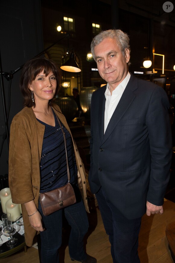 Tina Kieffer et Laurent Laffont à la dédicace du livre de Gwendoline Hamon "Les dieux sont vaches" à la boutique de Sarah Lavoine à Paris, le 10 mars 2014.