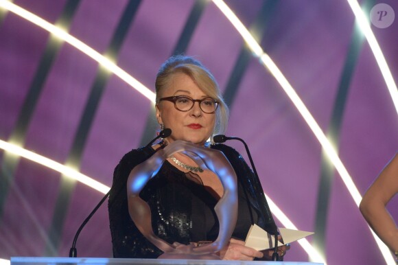 Exclusif - Josiane Balasko lors de la 9e cérémonie des Globes de Cristal au Lido à Paris, le 10 mars 2014.