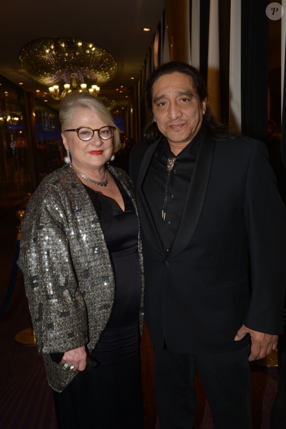 Josiane Balasko et son mari George Aguilar lors de la 9e cérémonie des Globes de Cristal au Lido à Paris, le 10 mars 2014.