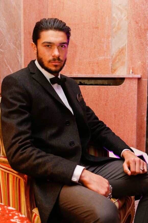 Julien Guirado (Secret Story 7) lors de la soirée des Best Awards de Massimo aux Salons Hoche à Paris, le 16 decembre 2013