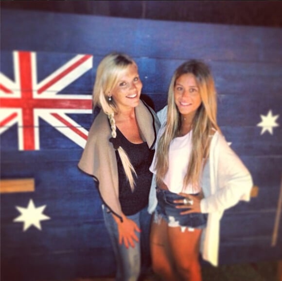 Amélie et Anaïs en Australie le 14 mars 2014.