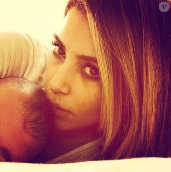 Kim Kardashian et sa fille North. Photo postée le 21 janvier 2014.