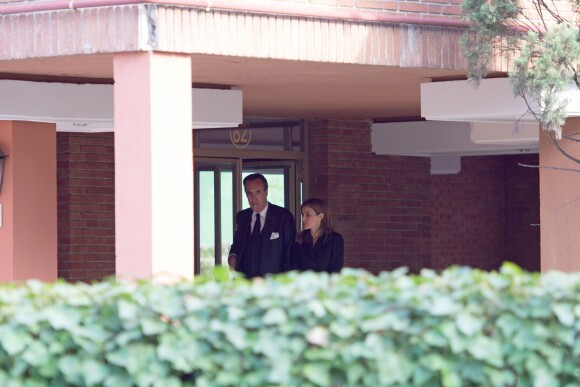 Letizia d'Espagne est venue présenter ses condoléances à Jaime de Marichalar, vendredi 14 mars 2014 à Madrid, au lendemain de la mort de sa mère María de la Concepción Sáenz de Tejada y Fernández de Boadilla