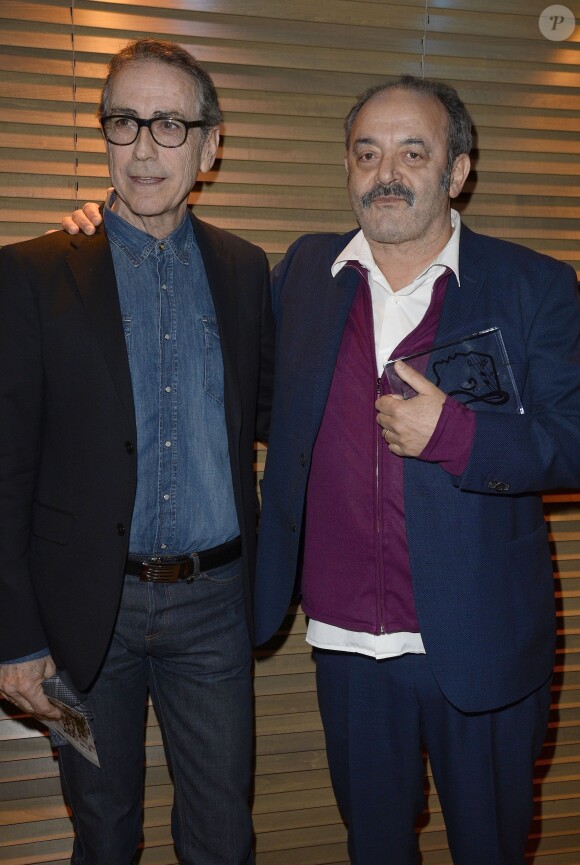 Alain Chamfort et Louis Chédid lors du Grand Prix de l'UNAC de la chanson 2014 à Paris, le 17 mars 2014.