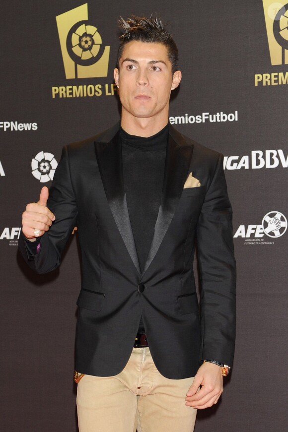 Cristiano Ronaldo lors de la soirée de remise de prix de la ligue Espagnole de football à Madrid le 2 décembre 2013