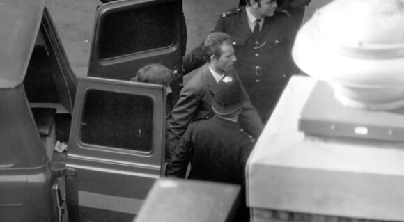 Ian Ball, l'assaillant de la princesse Anne, a été incarcéré ''au bon plaisir de Sa Majesté Elizabeth II''. Jim Beaton était l'officier chargé de la protection de la princesse Anne en 1974 : quand Ian Ball a tenté d'enlever la fille de la reine Elizabeth II devant Buckingham Palace, il a pris trois balles en tentant de la protéger. Pourla BBC, dans le programme Witness, il revenait, 40 ans après, sur les événements de ce 20 mars 1974.