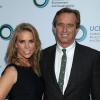 Cheryl Hines et Robert F. Kennedy Jr. en couple lors de la soirée des prix de The UCLA Institute of the Environment & Sustainability chez Anthony Pritzker à Beverly Hills, Los Angeles, le 21 mars 2014