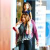 Paris Jackson avec les enfants de son oncle TJ Jackson à Calabasas, le 22 mars 2014.