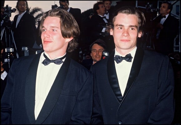 Ethan Hawke et Robert Sean Leonard présentent Le Cercle des poètes disparus à Cannes en 1990