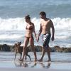 Exclusif - Gisele Bündchen et son mari Tom Brady profitent d'une journée ensoleillée sur une plage du Costa Rica. Mars 2014.