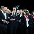 Anne Hildago célèbre sa victoire, place de l'hôtel de Ville à Paris, entourée de tous ses soutiens, dont Bertrand Delanoë. Le 30 mars 2014.