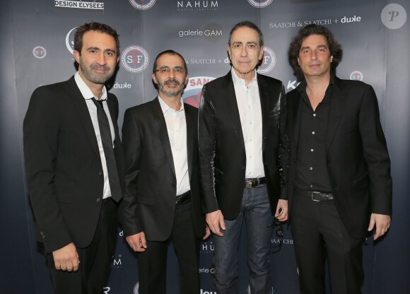 Mathieu Madénian et Arié Levy, Alain Chamfort et Richard Orlinski - Soirée de Gala "Sauveteurs sans Frontières" à l'espace Wagram à Paris le 31 mars 2014.