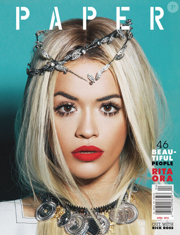 Rita Ora, en couverture du magazine Paper d'avril 2014. Photo par Harper Smith.