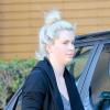 Ireland Baldwin dans les rues de Beverly Hills, le 31 mars 2014.